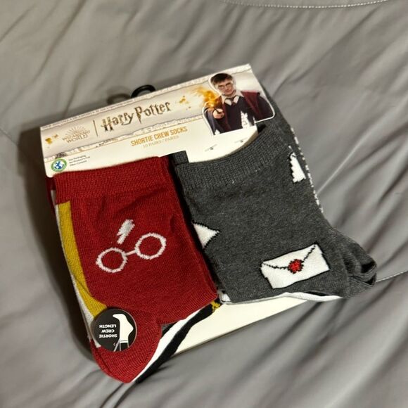 Harry Potter Womens Socks Graphic Crew Burgundy 10 Pack Shoe Sizes 4-10 B4 - Picture 6 of 6